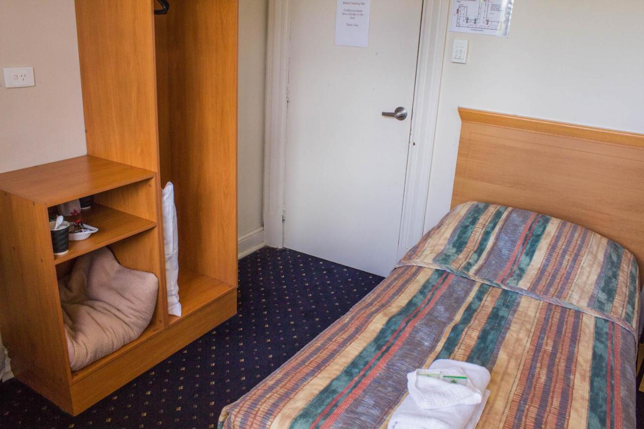 Gardners Inn Hotel Блекхийт Екстериор снимка