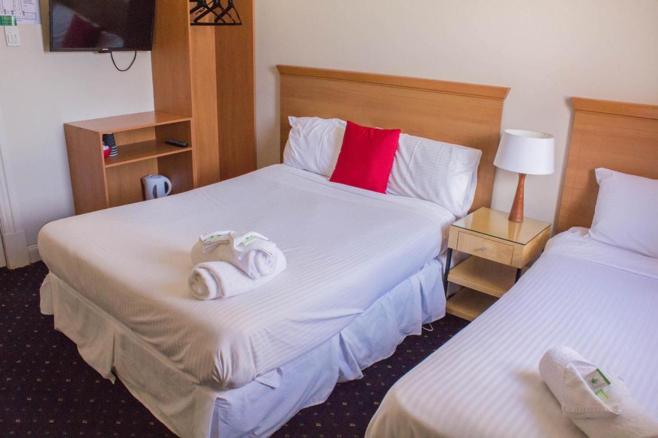 Gardners Inn Hotel Блекхийт Екстериор снимка